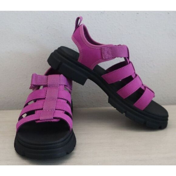 UGG 1152821K Girl's Sz 4 Mangosteen Purple Ashton Multistrap Sandals